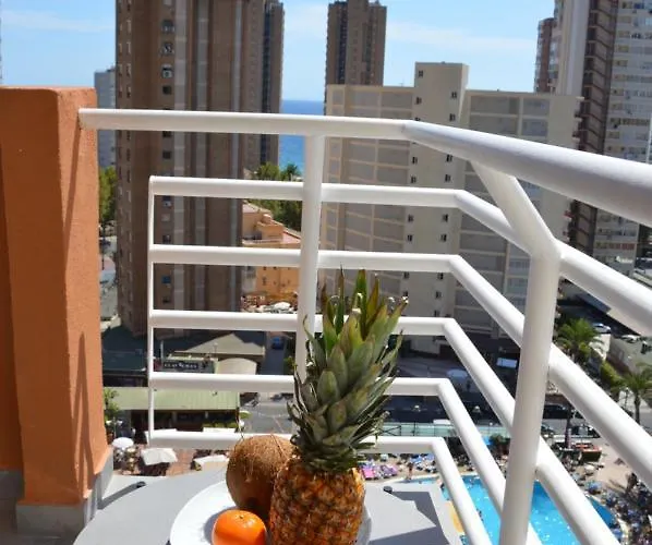 Apts Provima Mallorca * בנידורם