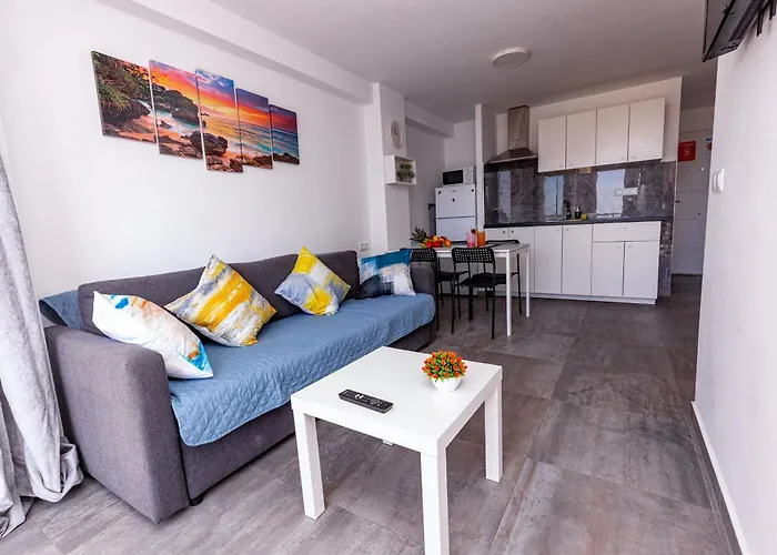 Apts Provima Mallorca * בנידורם